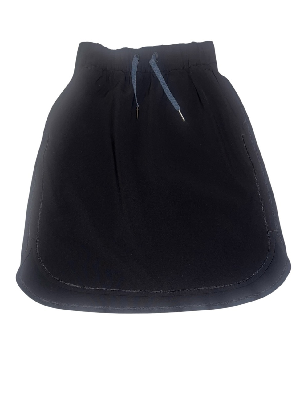 EUC Lululemon On the Fly Drawstring Skirt Size 2 Athleisure Neutral Staple
